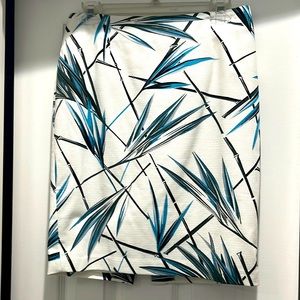 White House Black Market skirt